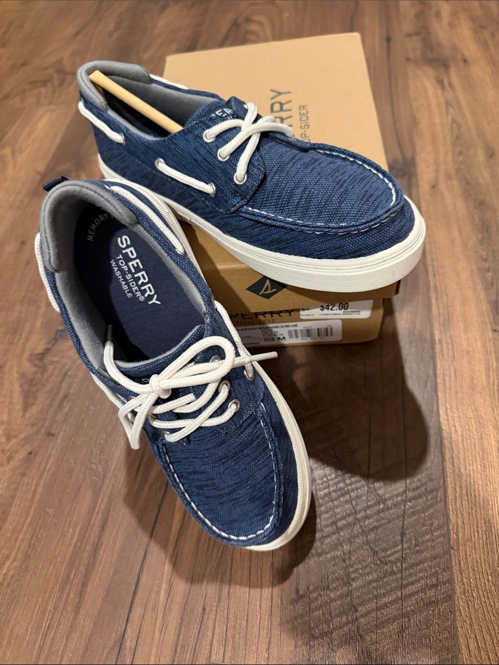 New in box Sperry Navy Canvas Classic Boat Shoes
